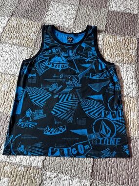 Volcom Black and Blue Logo Graphic Tank Mens Medium